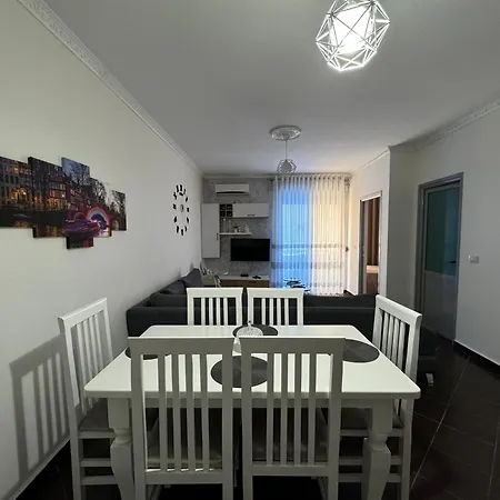 شقة Poli Sea View *